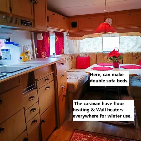 Santa's Winter Caravan-kabe Royal Campingplatz *